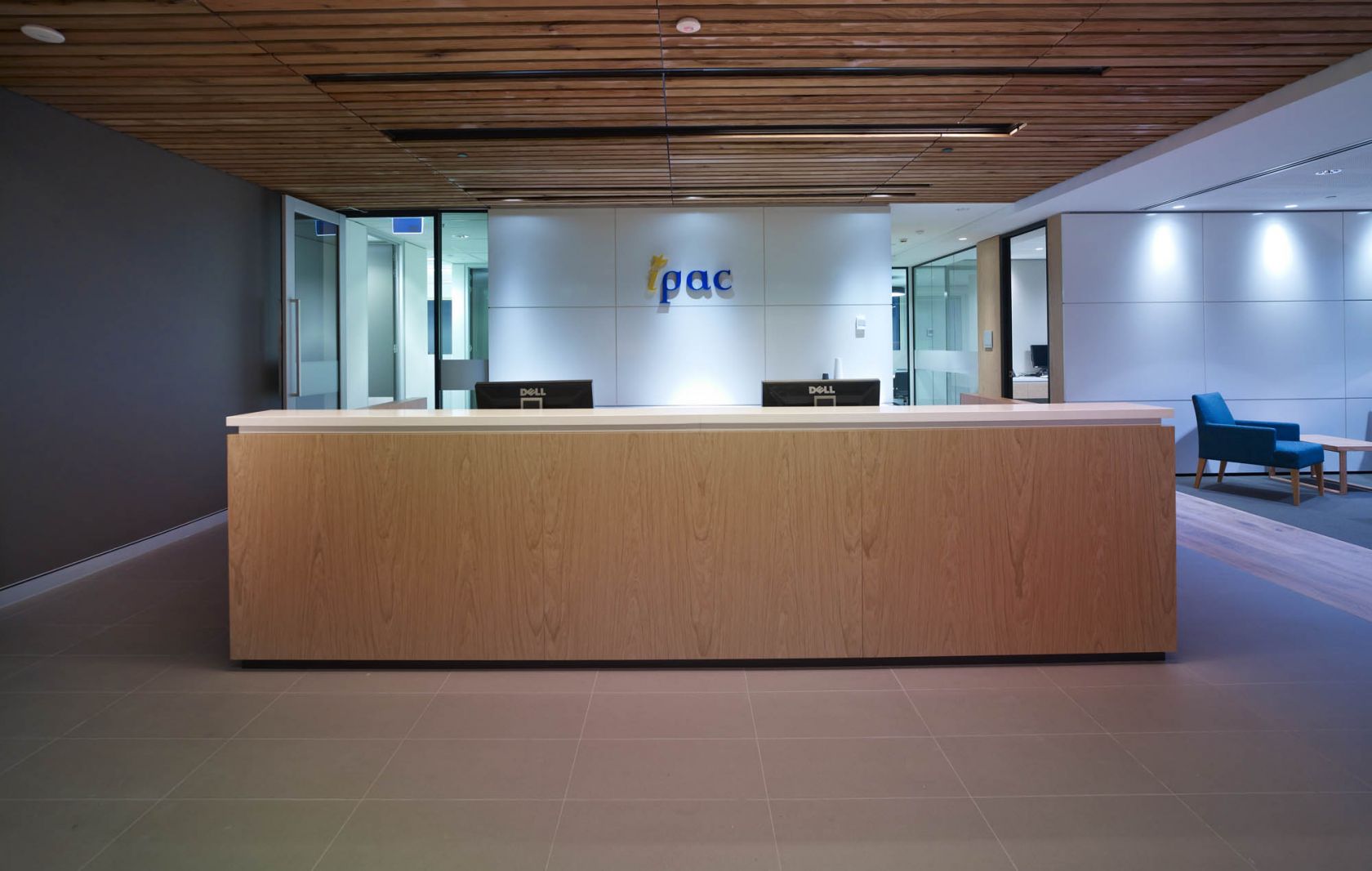 ipac sydney office fitout reception