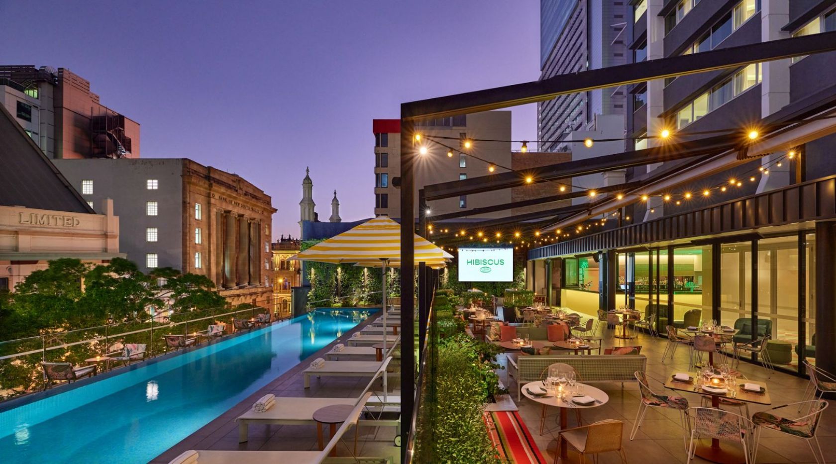 schiavello construction queensland brisbane hyatt regency hotel refurbishment dusk outdoor pool