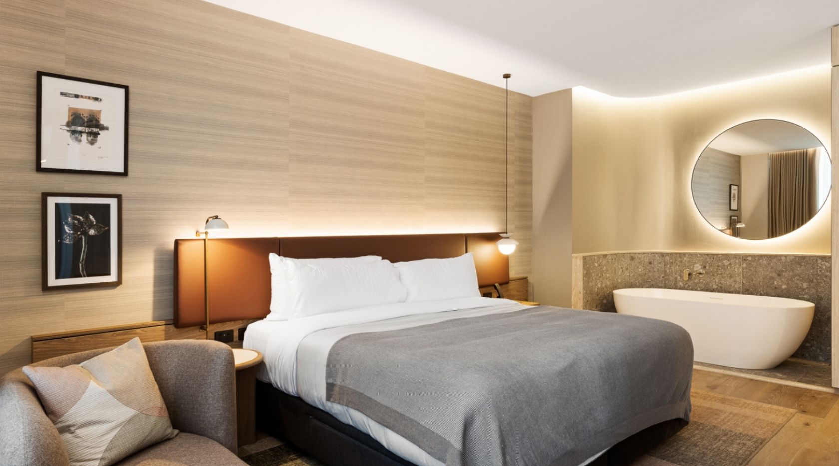 Rydges Melbourne Suite Bedroom Hotel Refurbishment Schiavello Construction