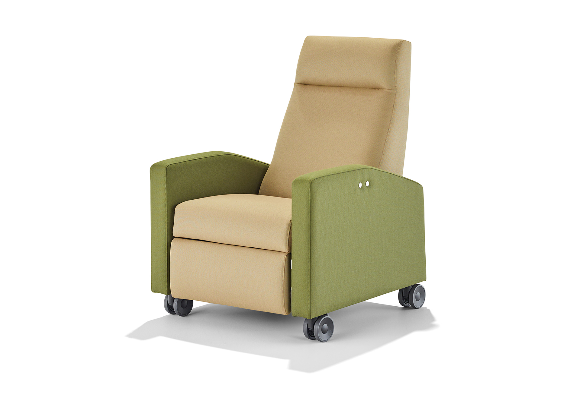 recliner chair used in hospital